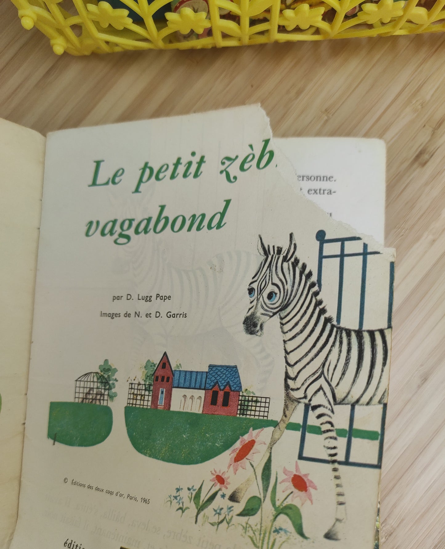 Lot de 4 petits livres vintage