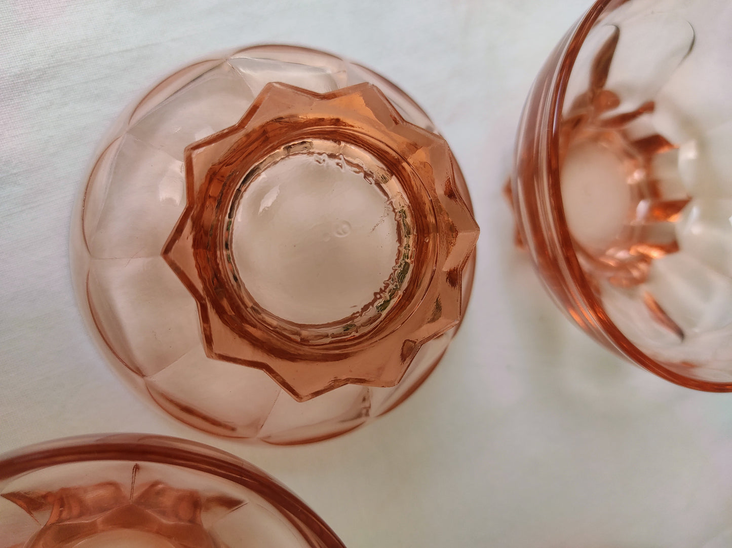 Set de 6 coupelles en verre rose Art Déco années 50