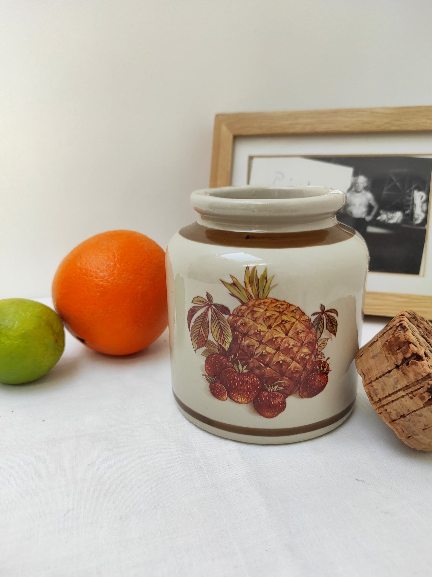 Pot en grès vernissé LML motifs fruits