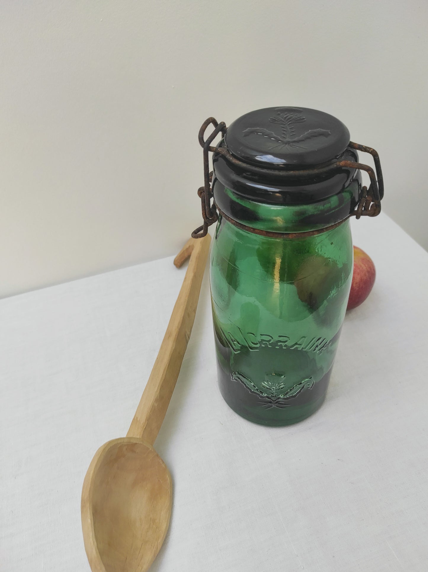 Ancien bocal en verre vert LA LORRAINE