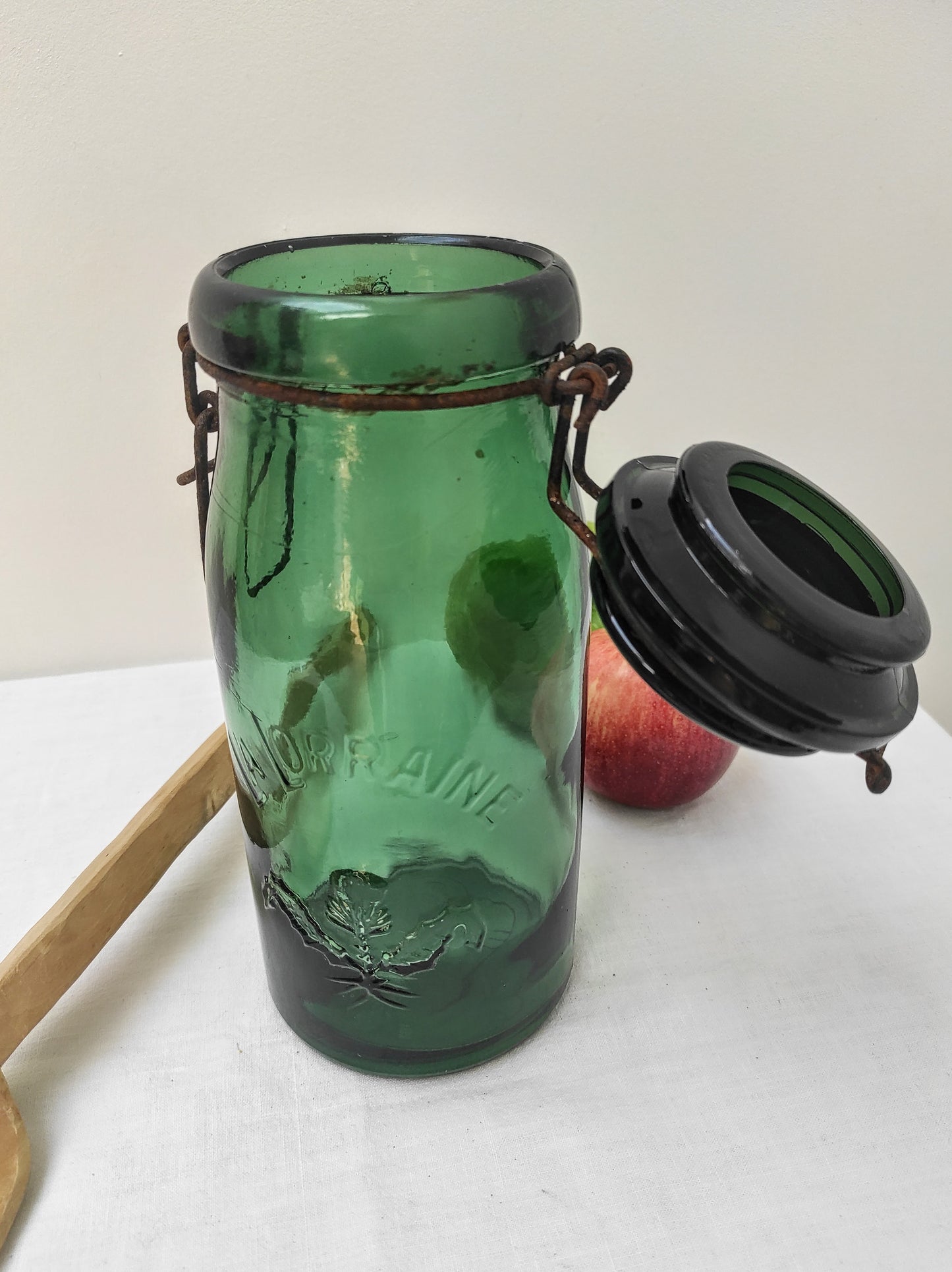 Ancien bocal en verre vert LA LORRAINE