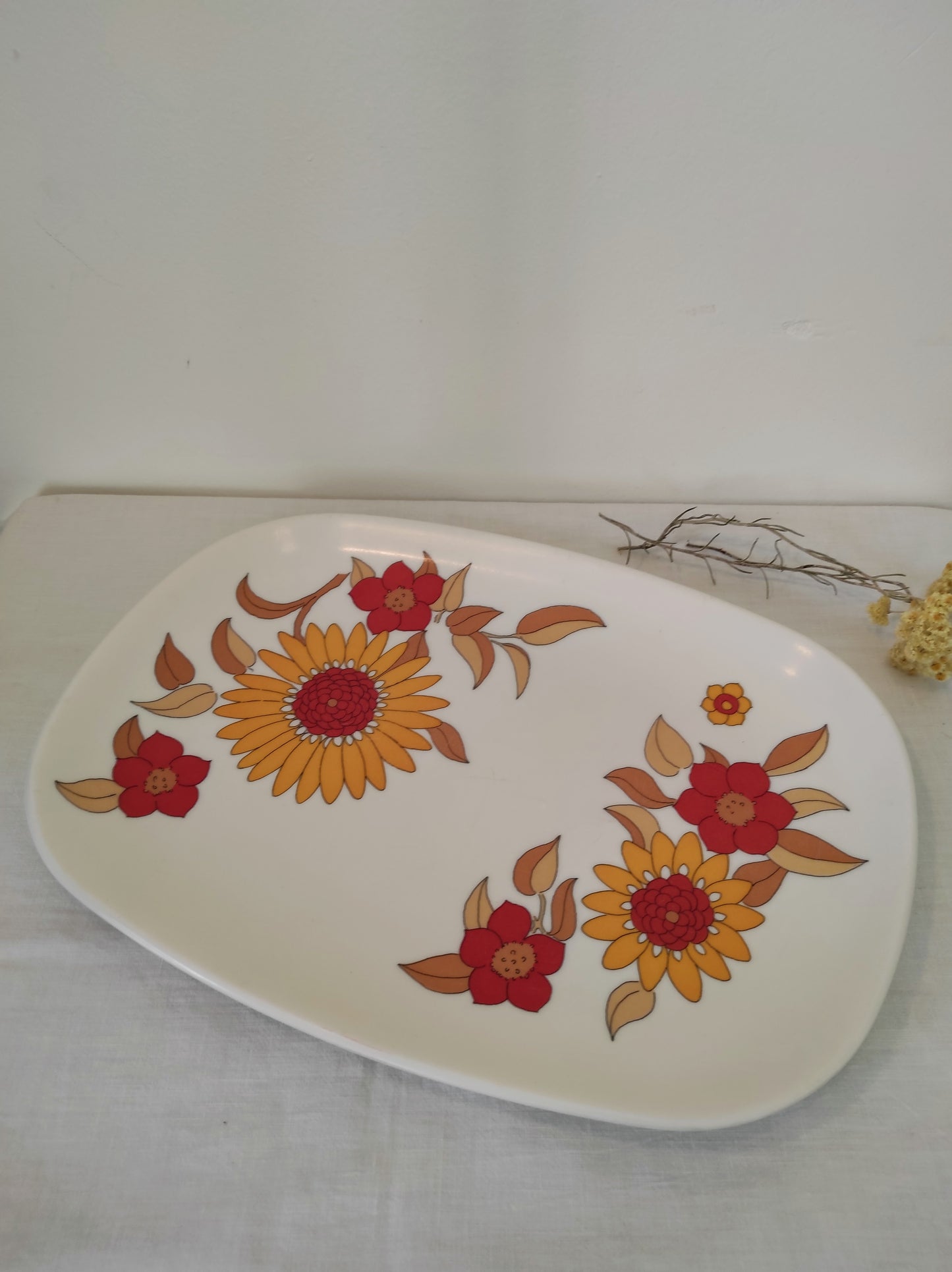 Grand plat de service en mélamine CAROLINE années 70