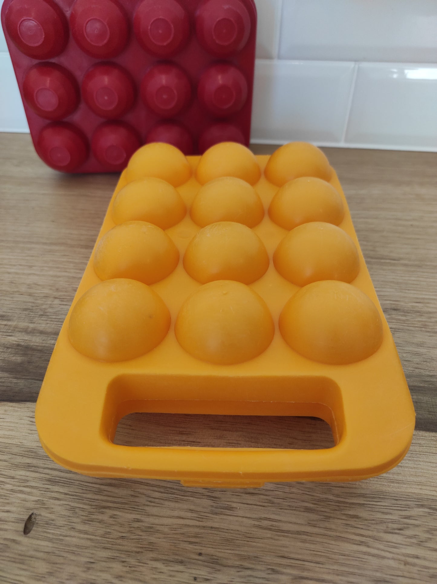 Boîte à œufs vintage jaune années 70 SoupleDur