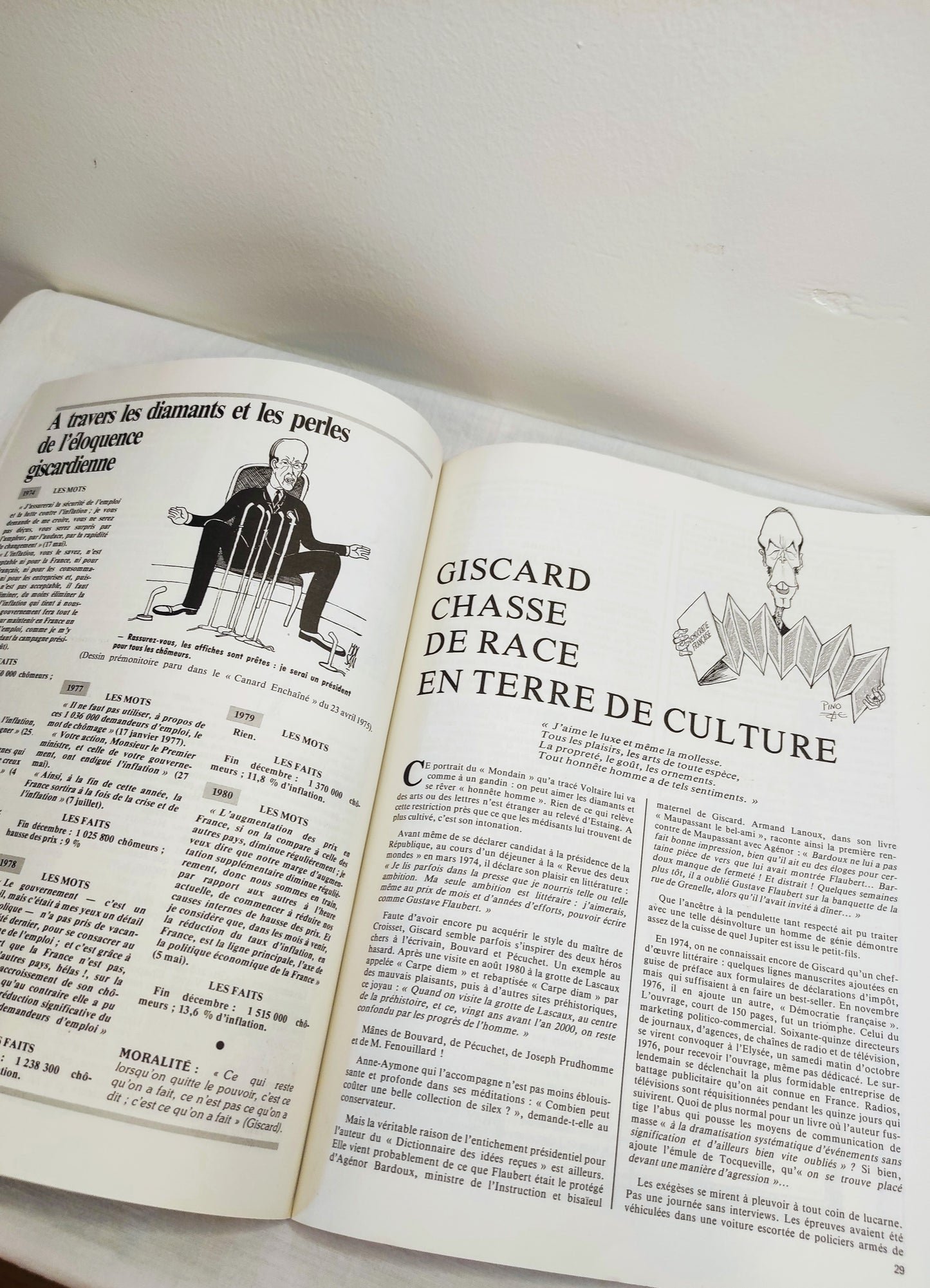 Ancien magazine les dossiers du Canard enchaîné n°1 : Giscard : La monarchie contrariée de 1981. Voici la première publication de l'ancien magazine "Les dossiers du Canard enchaîné : "Giscard : La monarchie contrariée" datant du mois d'avril 1981. En très bon état. Magazine vintage