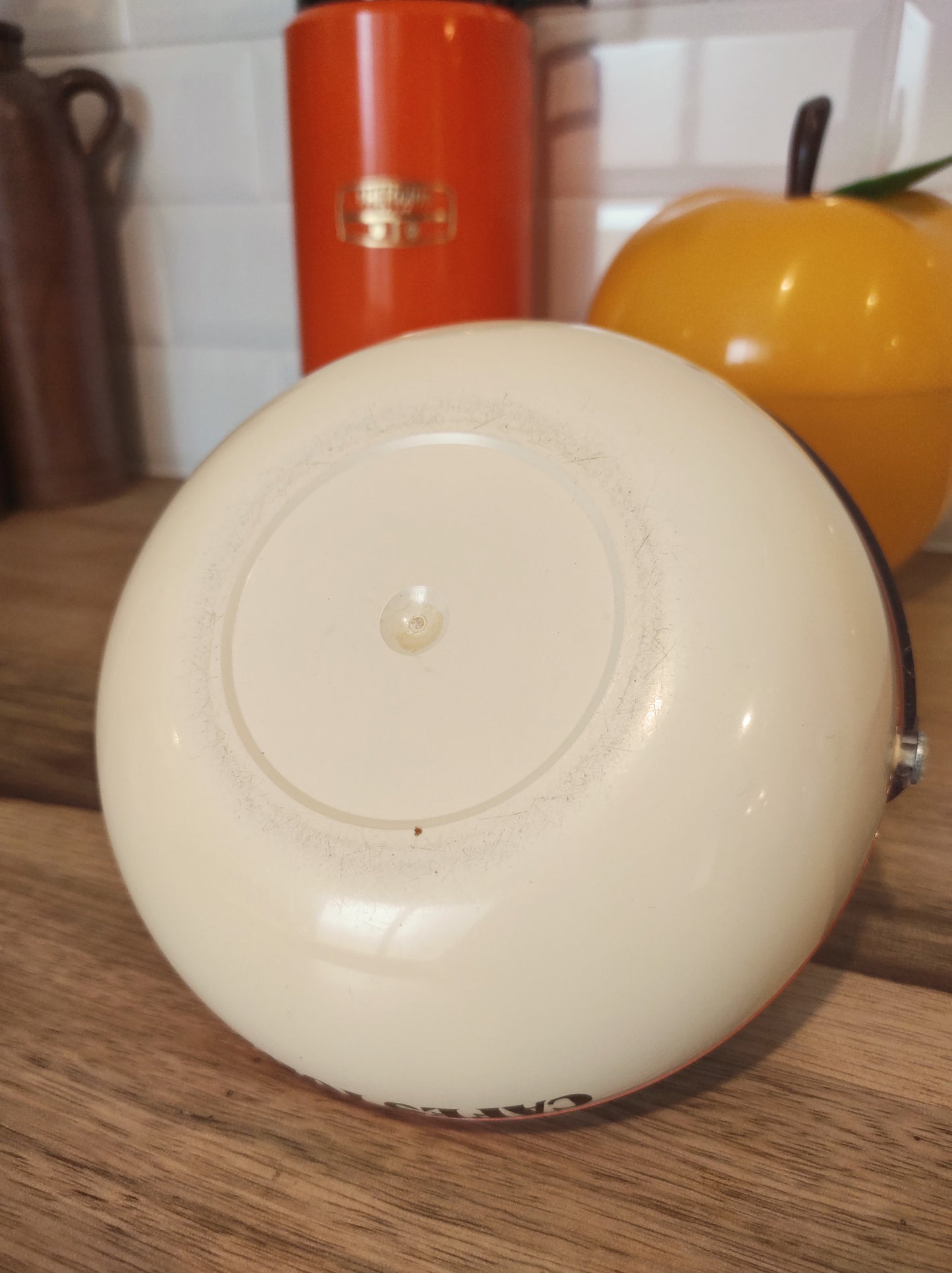 Ancien sucrier de comptoir en plastique orange vintage.