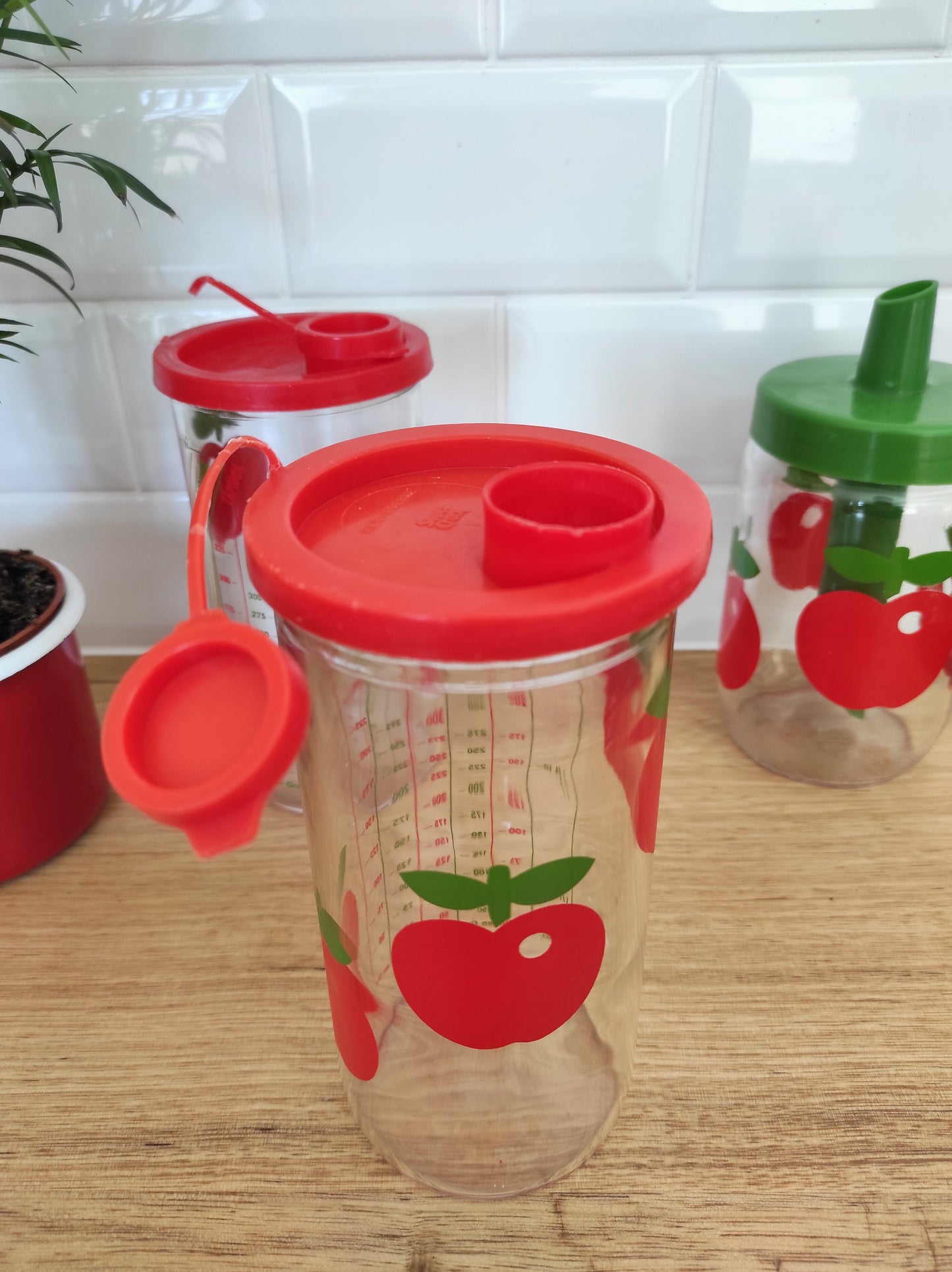 Pot/bocal de conservation Henkel Vintage verre mesureur motif pomme