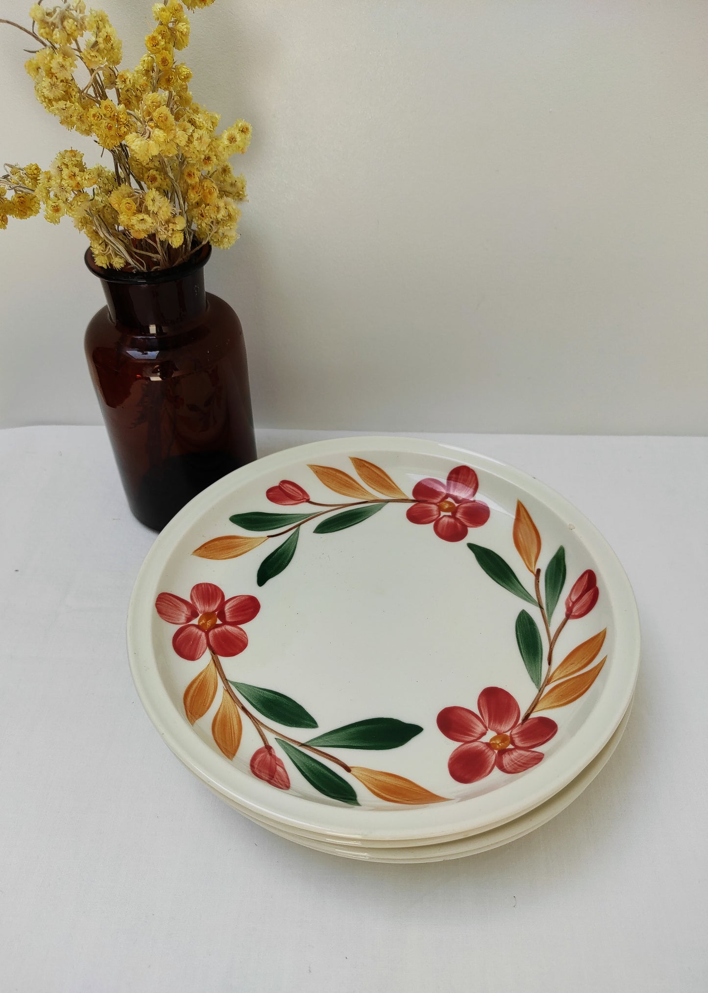 Set de 4 assiettes en faïence de GIEN motif floral