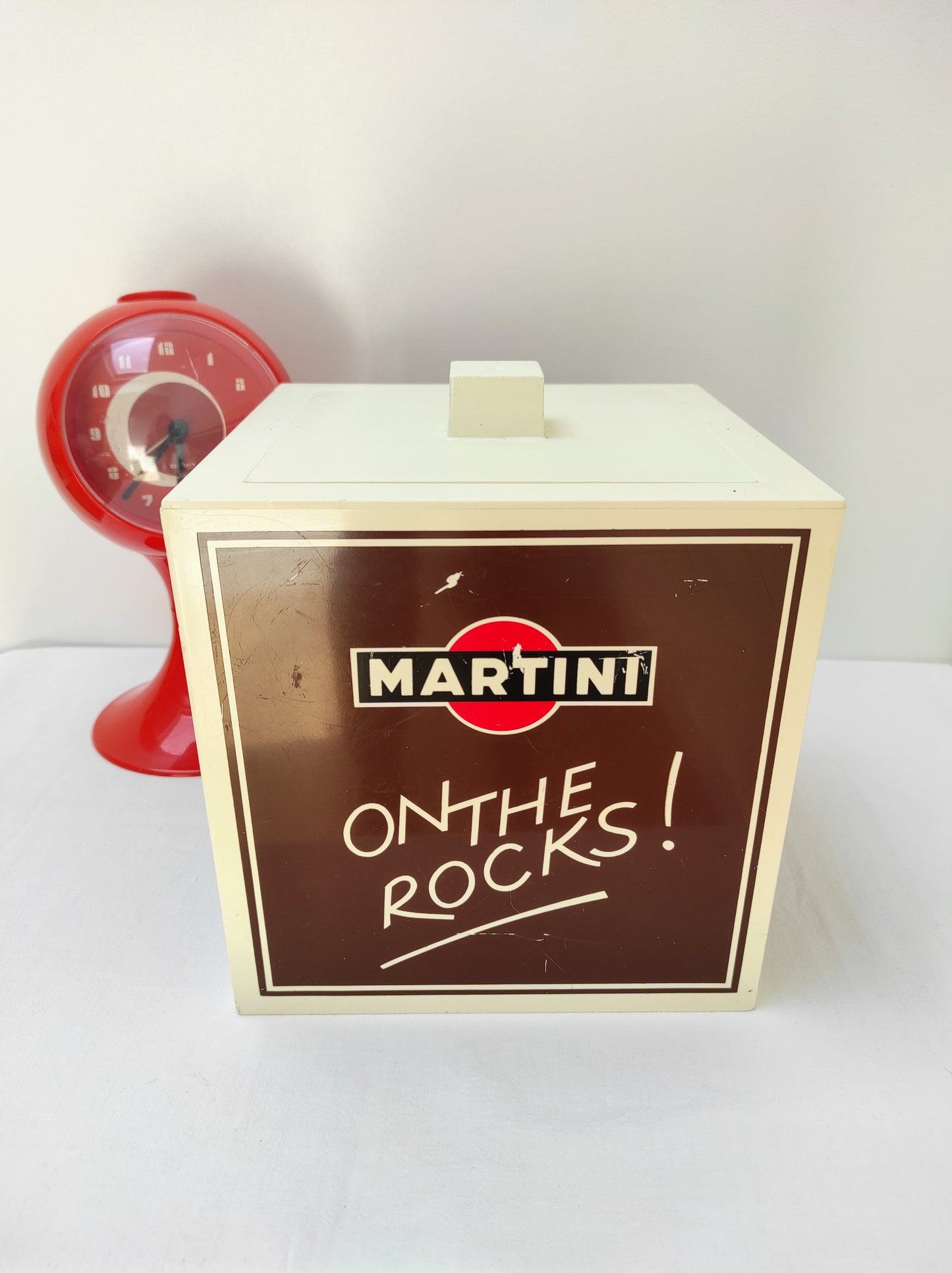 Sceau à glace en forme de cube Martini "On The Rocks"