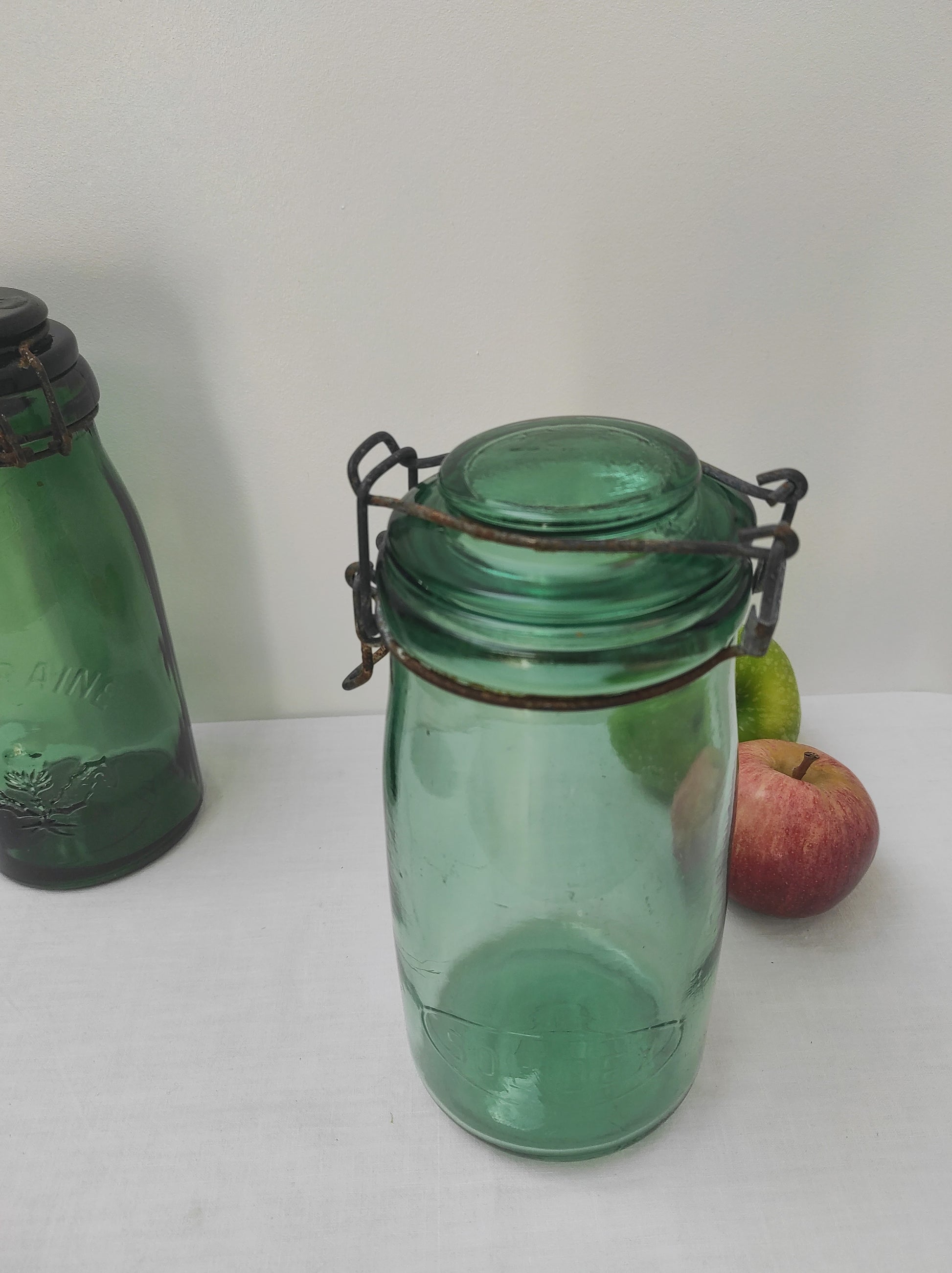 2 bocaux en verre vert, Solidex - Début de Série