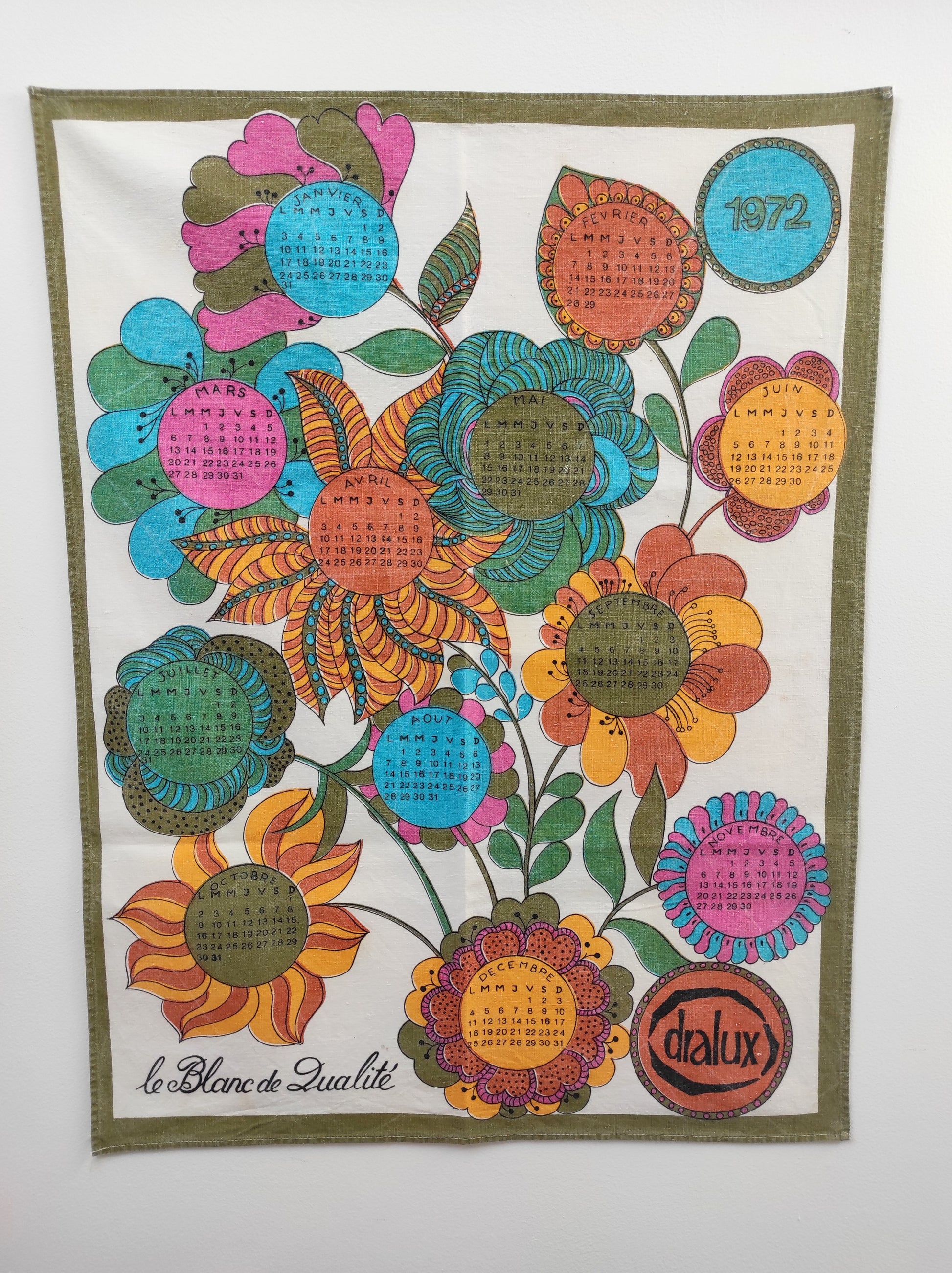 ANCIEN TORCHON 1965 TISSU VINTAGE CALENDRIER Coton ANCIEN TORCHON 1965 TISSU VINTAGE CALENDRIER Coton
